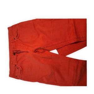 “Salvatore Ferragamo Men’s Pants: Italian Elegance at Its Finest”